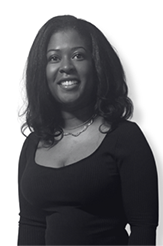 Angela Robinson Headshot