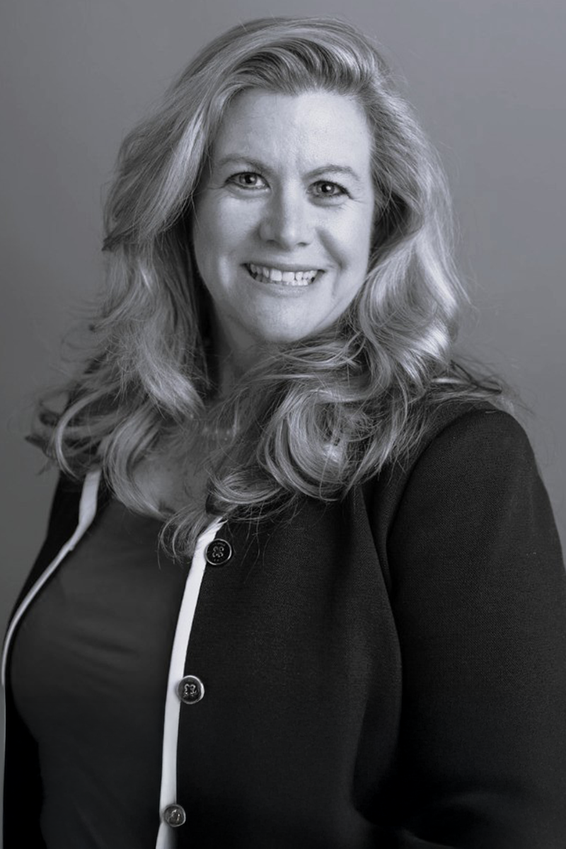 Regan Campbell Headshot